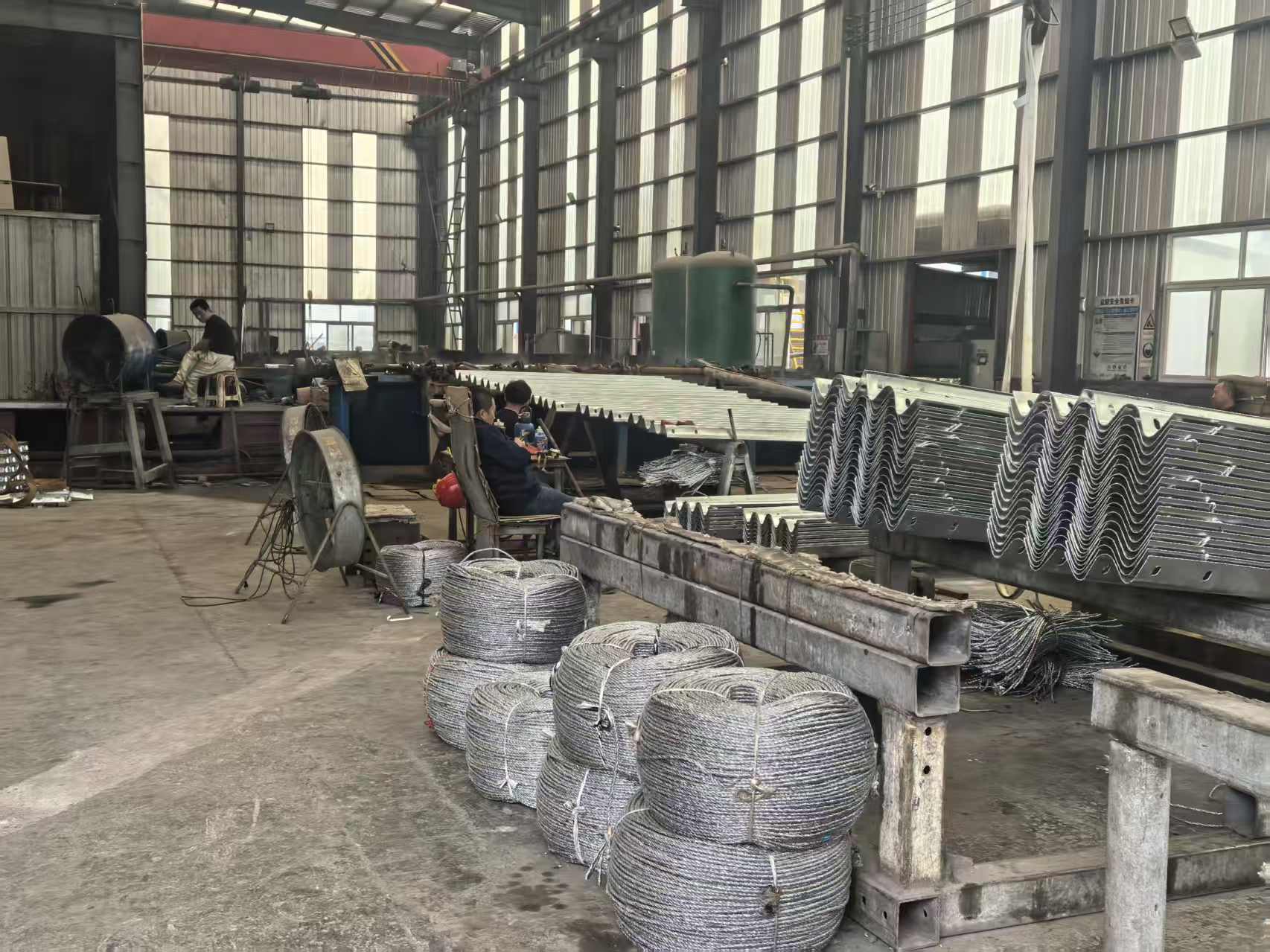 龙岩市浸塑波形护栏三波波形护栏 - 方案